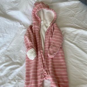 Old Navy hooded pink cozy one-piece 18-24 month